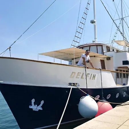 Schoene In Babici Mit Kleiner Terrasse Umag